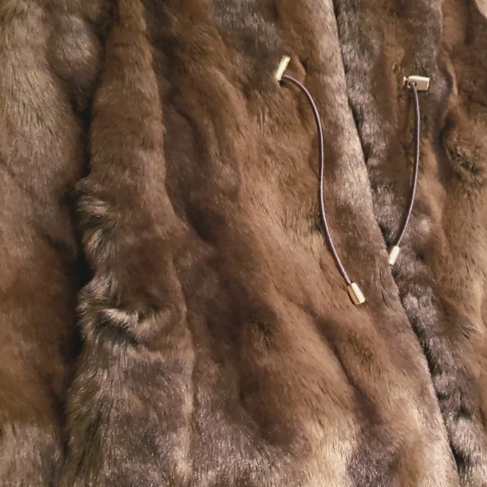 Ellen Tracy NEW VEST Crushed Faux Fur Women's L Drawstring Waist BROWN BLACK NWT - Picture 10 of 16
